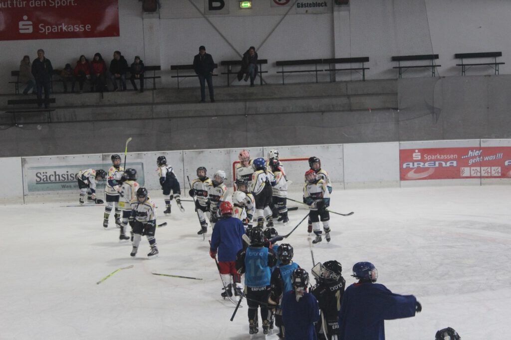 Keine Spielstätte, keine Sponsoren, kein Verein! Jonsdorfer Eishockey-Verein ESC löst sich endgültig auf