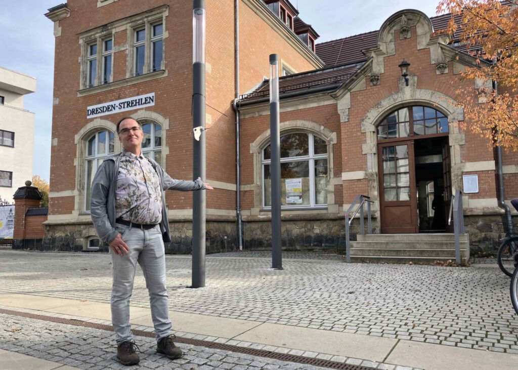 Michael Quaas vor seiner zukünftigen Tagespflege im Bahnhof Strehlen Dresden