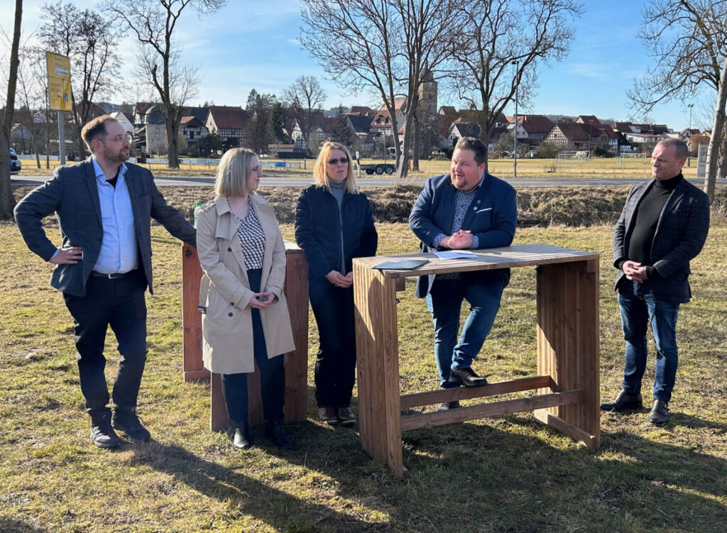 Bild vom Spatenstich zum neuen EDEKA Markt in Heldburg