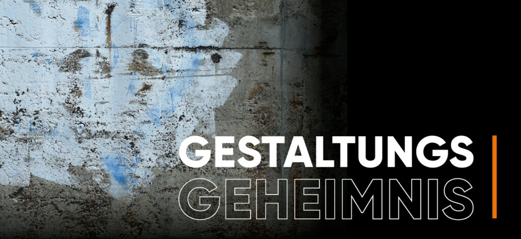 Gestaltungsgeheimnis - Bild einer blau besprühten Wand, überdeckt lilanes Graffiti