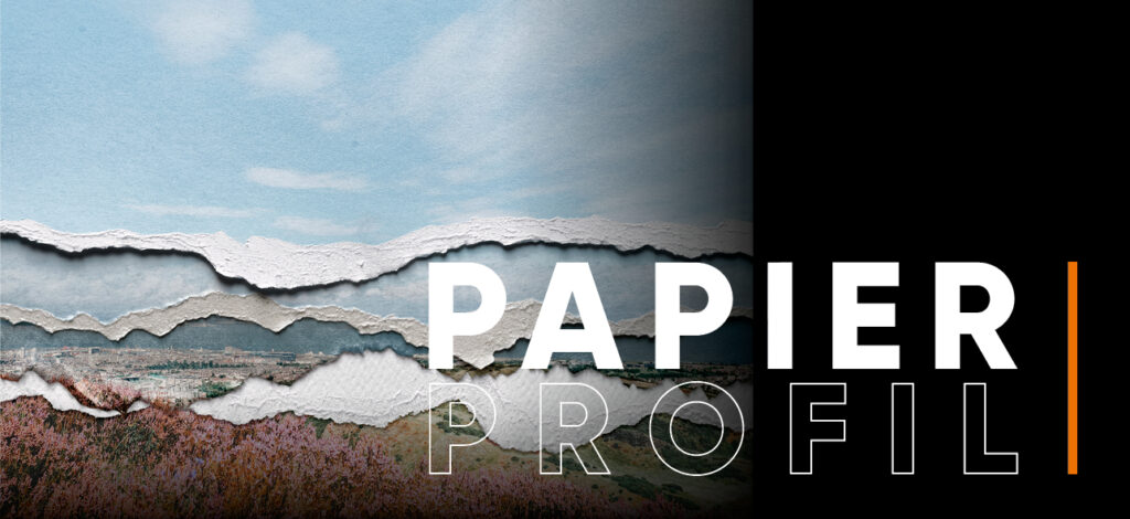 Papierprofil - Lagen von Papier bilden ein Landschaftsbild