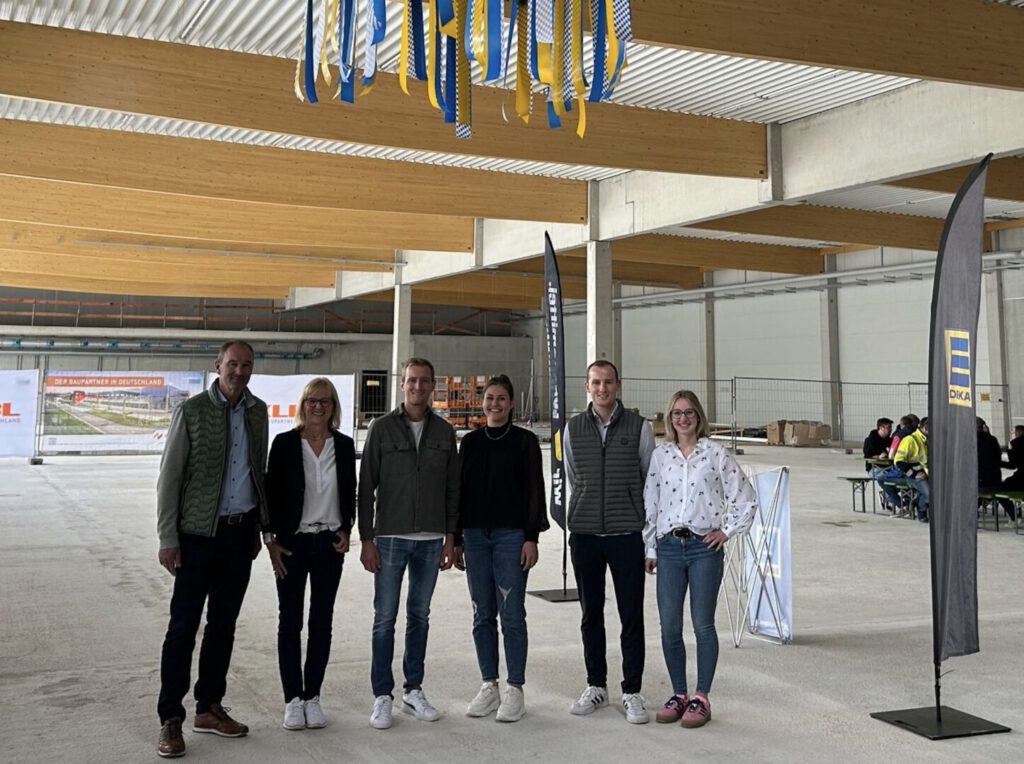 Die Betreiber-Familie Edeka Hersbruck-Richtfest