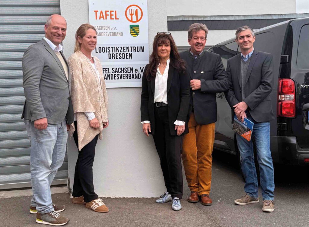 Tafel Neueröffnung in Dresden
