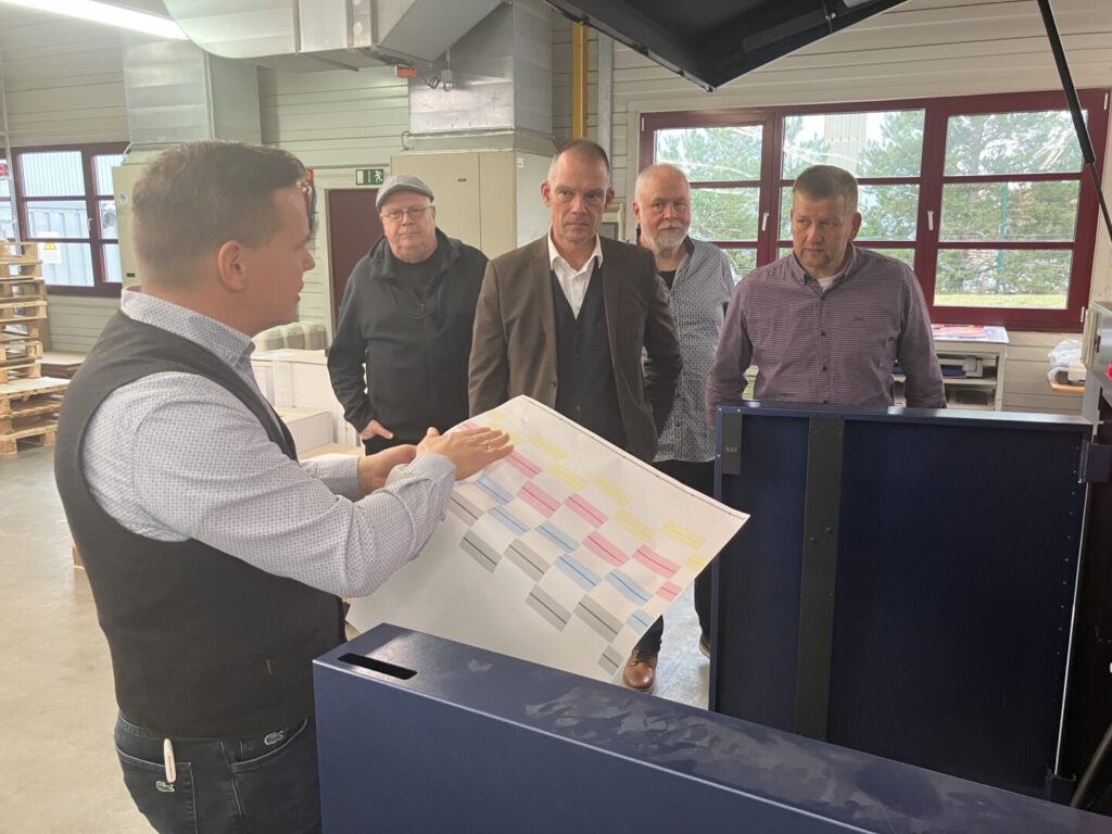 Stoba-Druck investiert in neue Druckmaschine