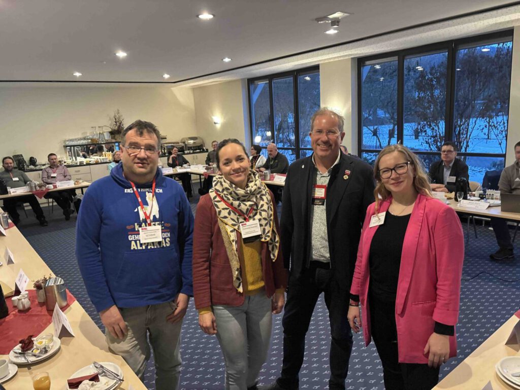 BNI pirna Daniel Hantzsche, Christiane Noetzel, Chapterdirektor Jürgen Richter und Partnerdirektorin Yvonne Winkler