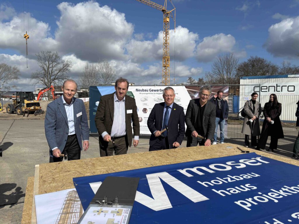 Bau des Gewerbehofs FairWerk Nordpark Dresden im Industriegelände
