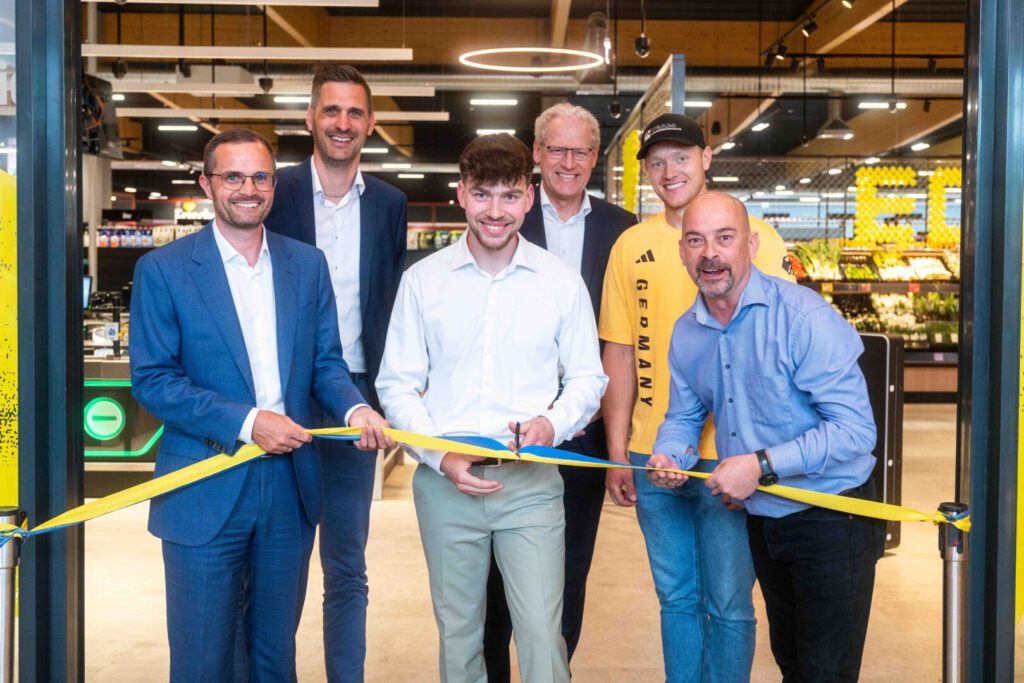 Neuer EDEKA Herzo Base in Herzogenaurach mit sportlichem Marktkonzept