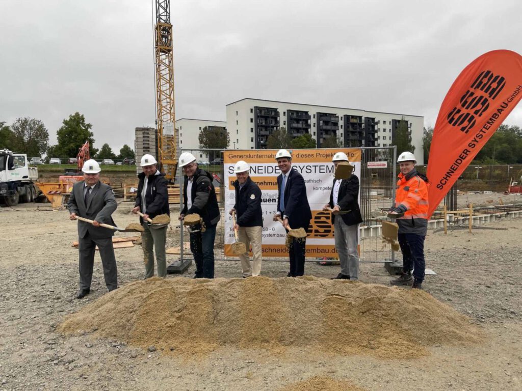 Symbolischer Spatenstich für neuen EDEKA-Markt in Kitzscher